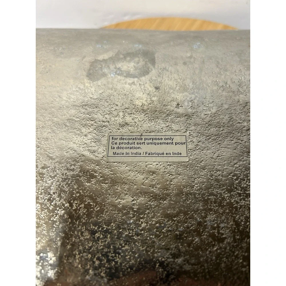 Silver‎ Aluminum Tray With 